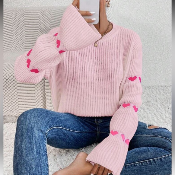 Heart sweater crewneck purple pink hearts sleeve boho NWT - Picture 2 of 3